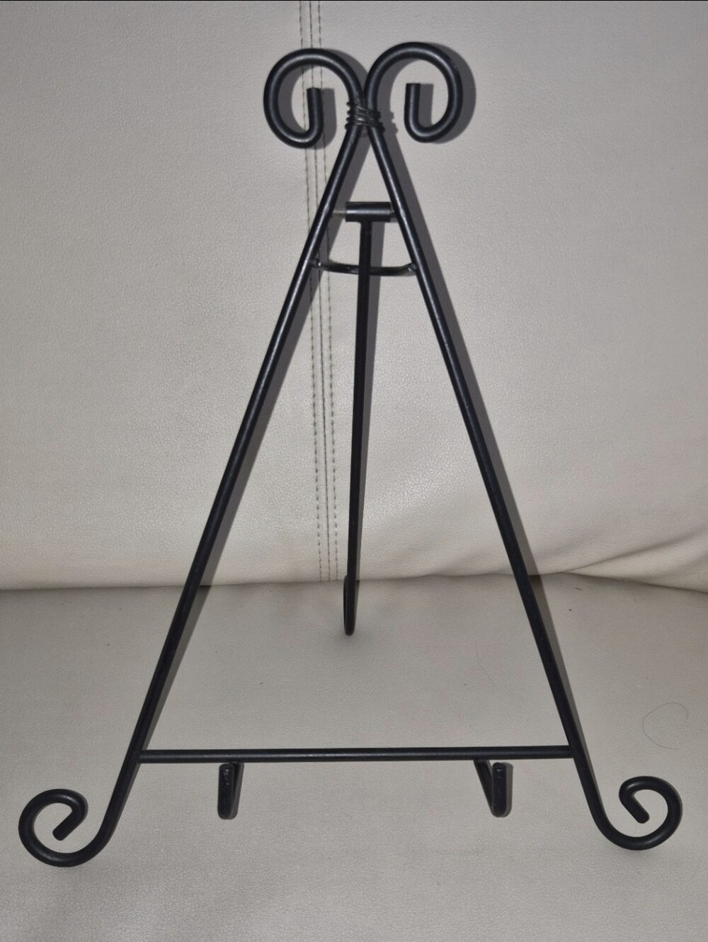Black Metal Folding Plate Holder Stand Tripod Book Art Display Easel 13”H